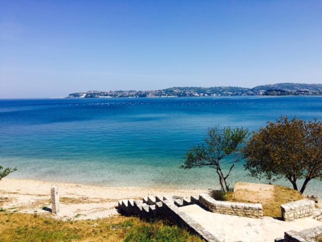 Apartment Umag Nelly Luaran gambar